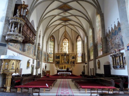 Wnętrze zabytkowej Bazyliki Świętego Krzyża w Kieżmarku. Fot. Wojciech Goj, 12.07.2019 r.
