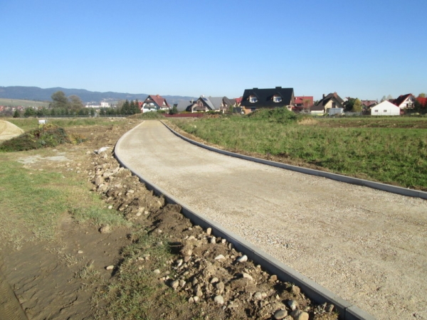 Miasto Nowy Targ kontynuuje budowę kolejnych 11 km tras rowerowych w ramach Szlaku wokół Tatr