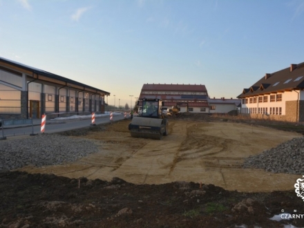 Rozpoczyna się budowa parkingu w Czarnym Dunajcu