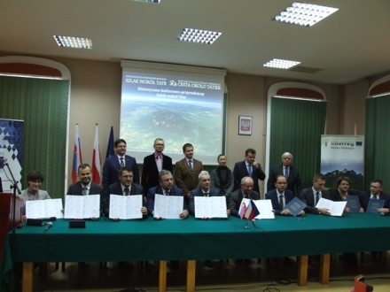 Umowa partnerska na realizację II etapu rowerowego Szlaku wokół Tatr podpisana!